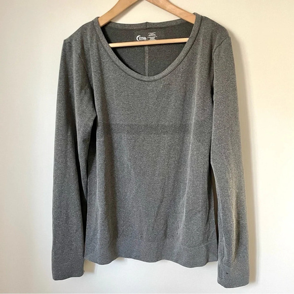 Zyia Long Sleeve Sweat Wicking Running Top - Picture 1 of 5